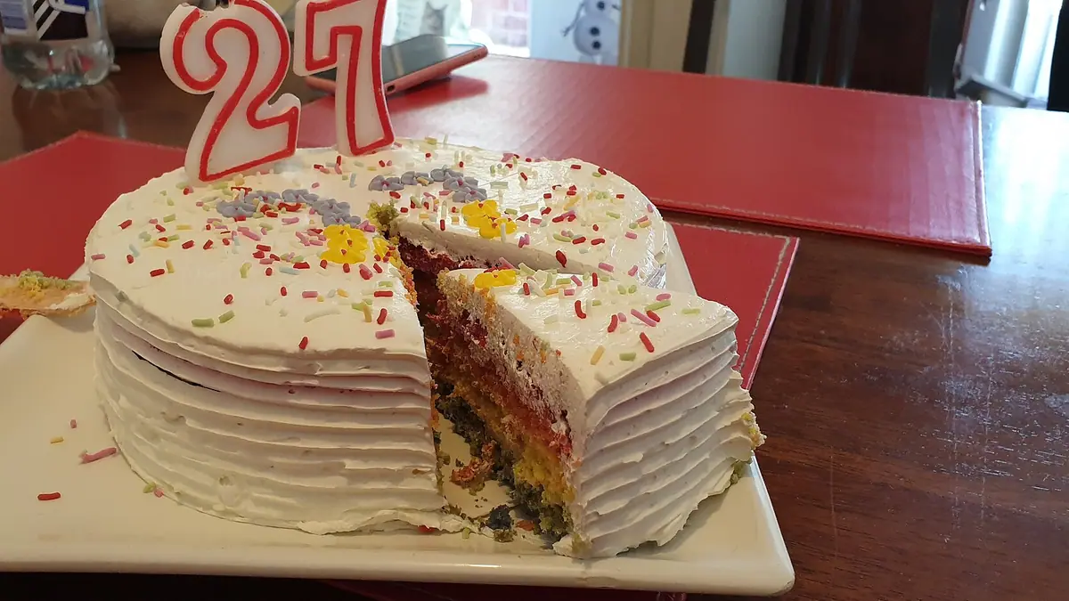 Mr Cake – cake shop in Mercator Estate, London